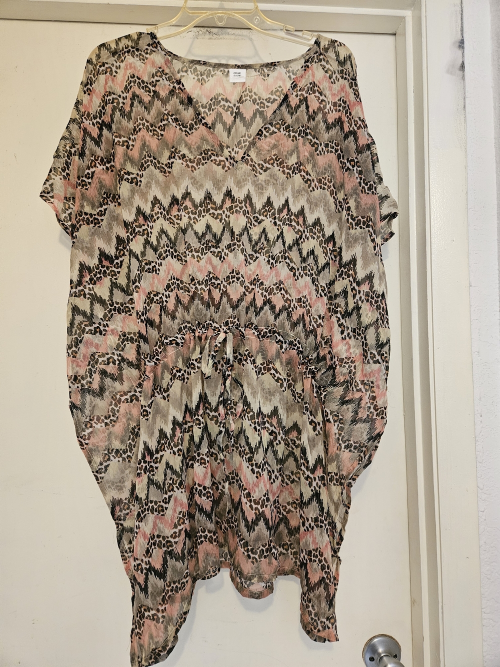 Women's One Size Sheer Beach & Swimmig Pool V-Neck Cover Up
